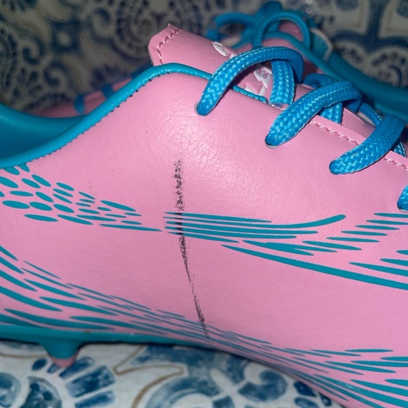 Leoci Cleats Size 6 Pink Womens - Picture 9 of 11